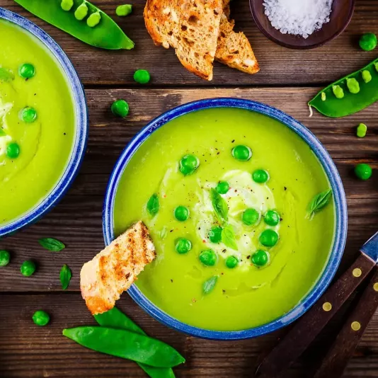 Рецепт супу пюре із зеленого горошку